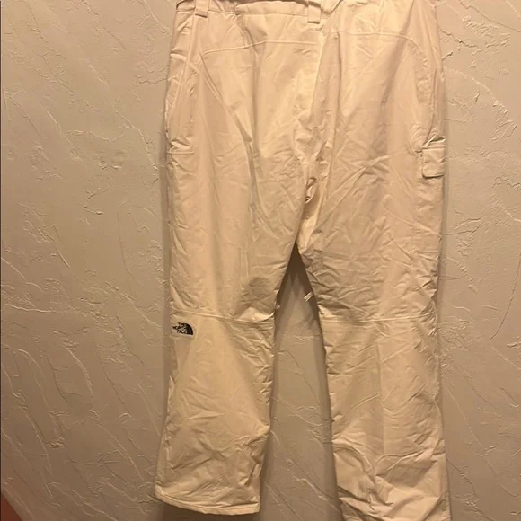 The North Face Women’s Off-White/Cream Snow Pants - Picture 4 of 6